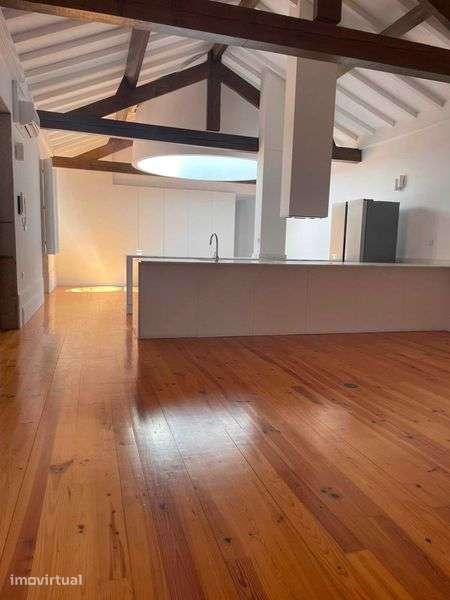 Arrendamento de apartamento T2 na Rua da Alegria, 162 - Grande imagem: 4/12
