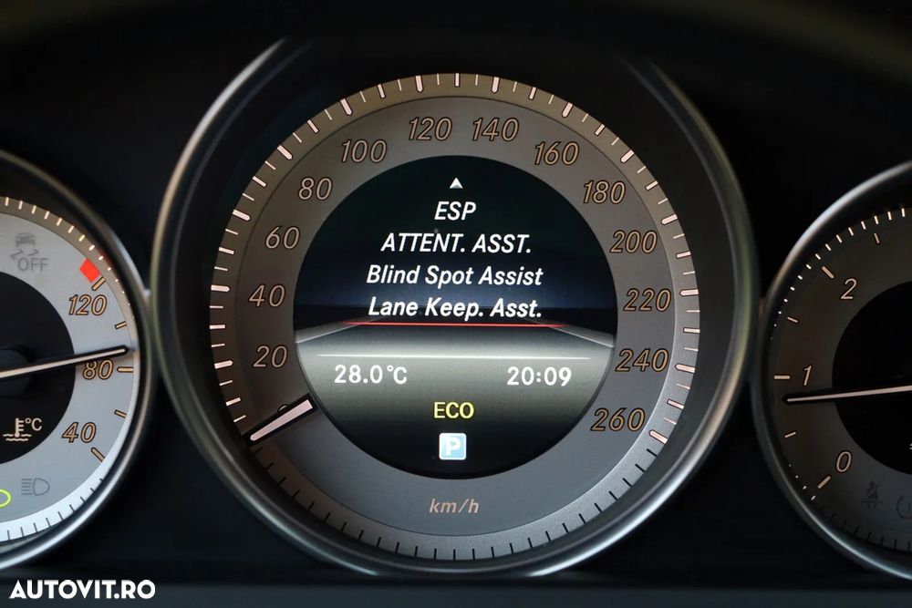 Mercedes-Benz C 200 CDI DPF BlueEFFICIENCY Avantgarde - 28