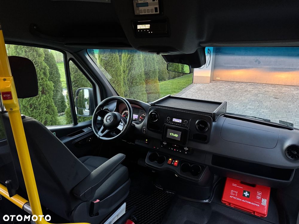Mercedes-Benz Sprinter City - 13