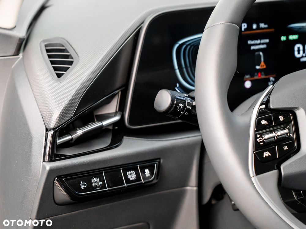 Kia Niro 1.6 GDI Hybrid M - 18