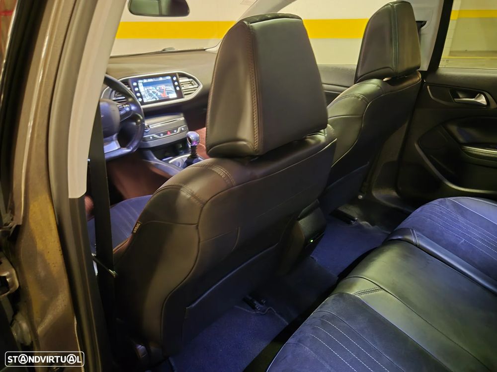 Peugeot 308 SW 1.6 e-HDi Allure - 29