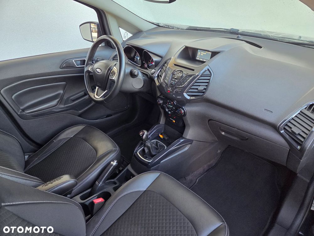Ford EcoSport - 10