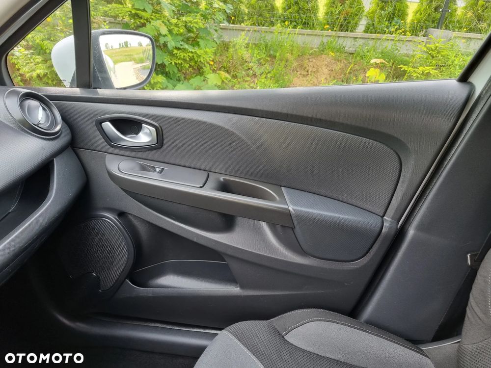 Renault Clio Energy dCi 75 Business - 16