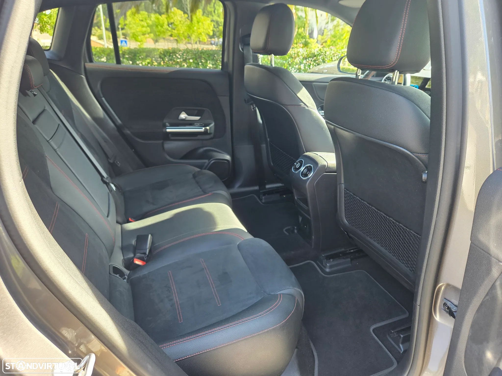 Mercedes-Benz EQA 250 AMG Line - 19
