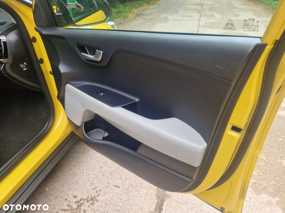 Kia Stonic 1.6 CRDi Platinum Edition - 33