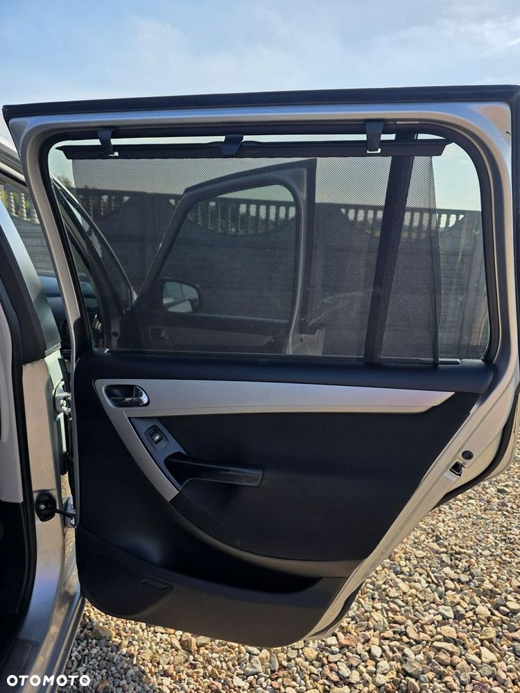Citroën C4 Grand Picasso - 23