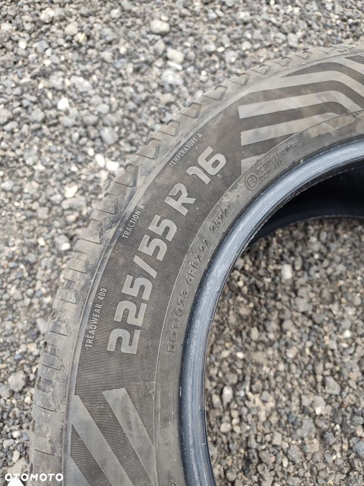 Opony wielosezonowe 225/55/R16 Vredestein 2022 rok - 4