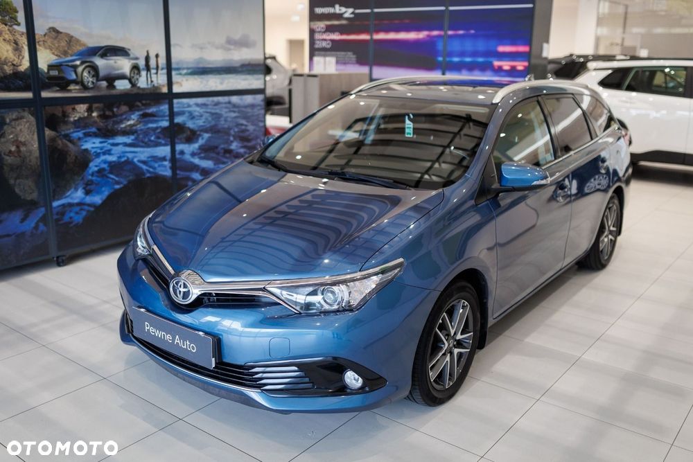 Toyota Auris - 4