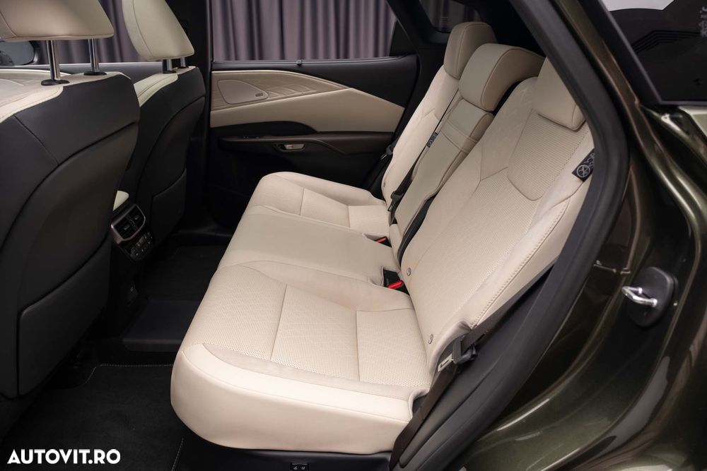 Lexus Seria RX 450h+ E-Four PHEV Luxury - 31