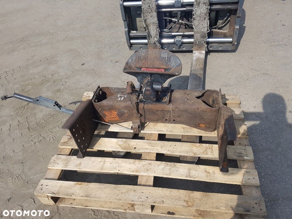 BELKA ZACZEP HAK DO PRZYCZEPY RINGFEDER MAN TGL TGM , DAF ROZSTAW RAMY 86 - 4