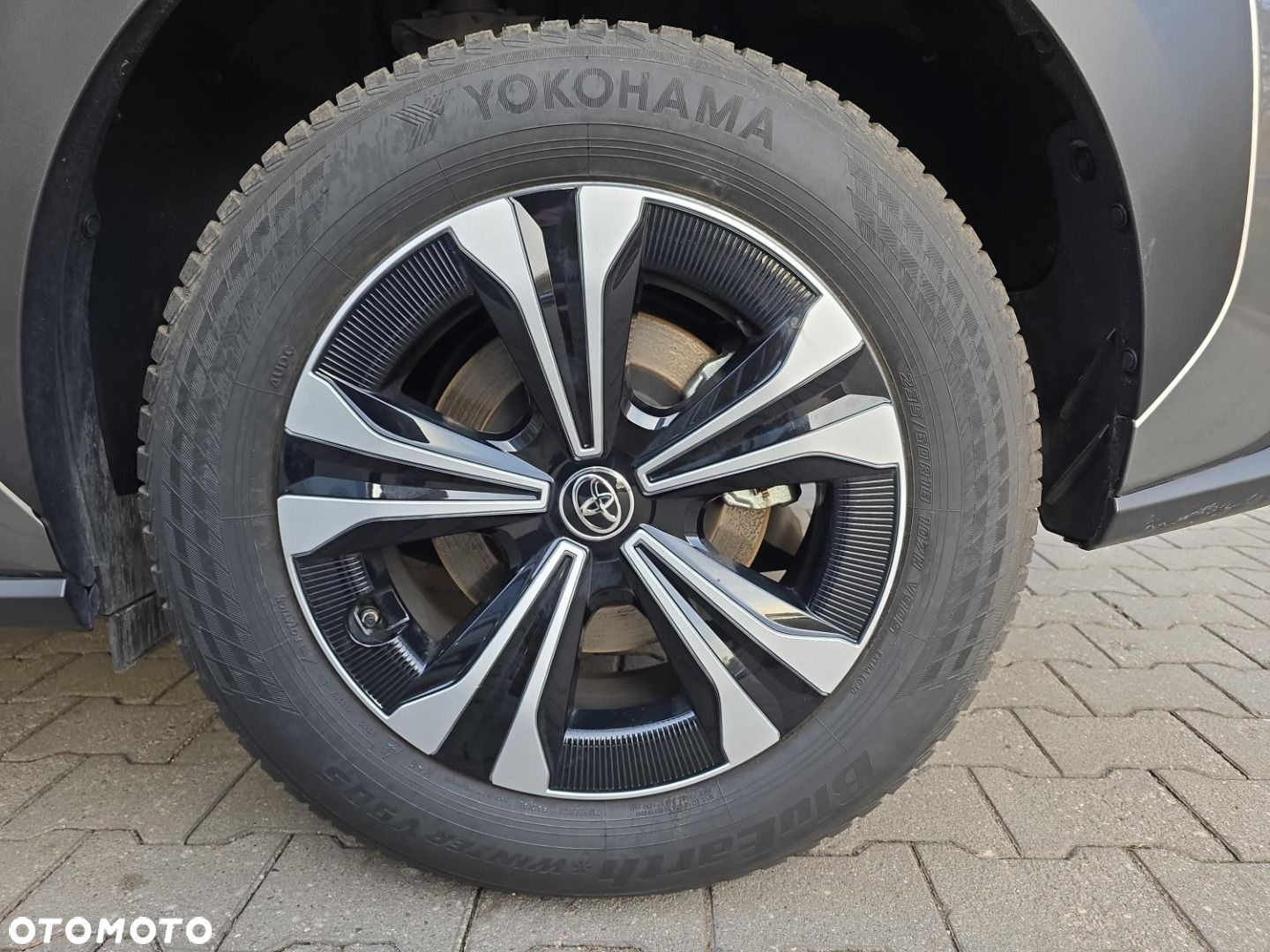 Toyota bZ4X - 15
