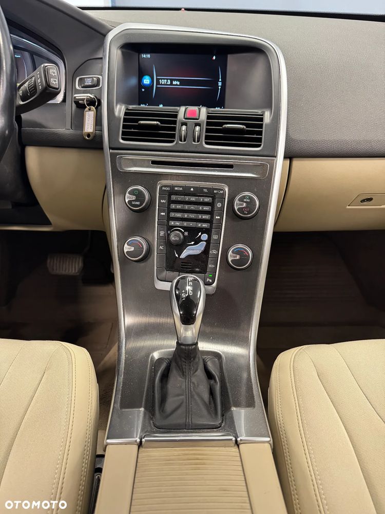 Volvo XC 60 D4 Drive-E Kinetic - 14