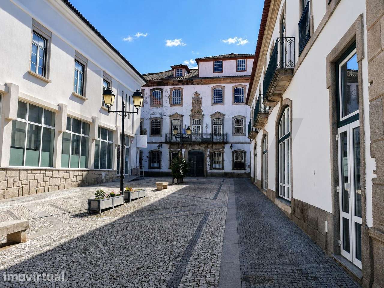 Palacete histórico Casa dos Loureiros com jardim privado no centro de - Grande imagem: 2/35