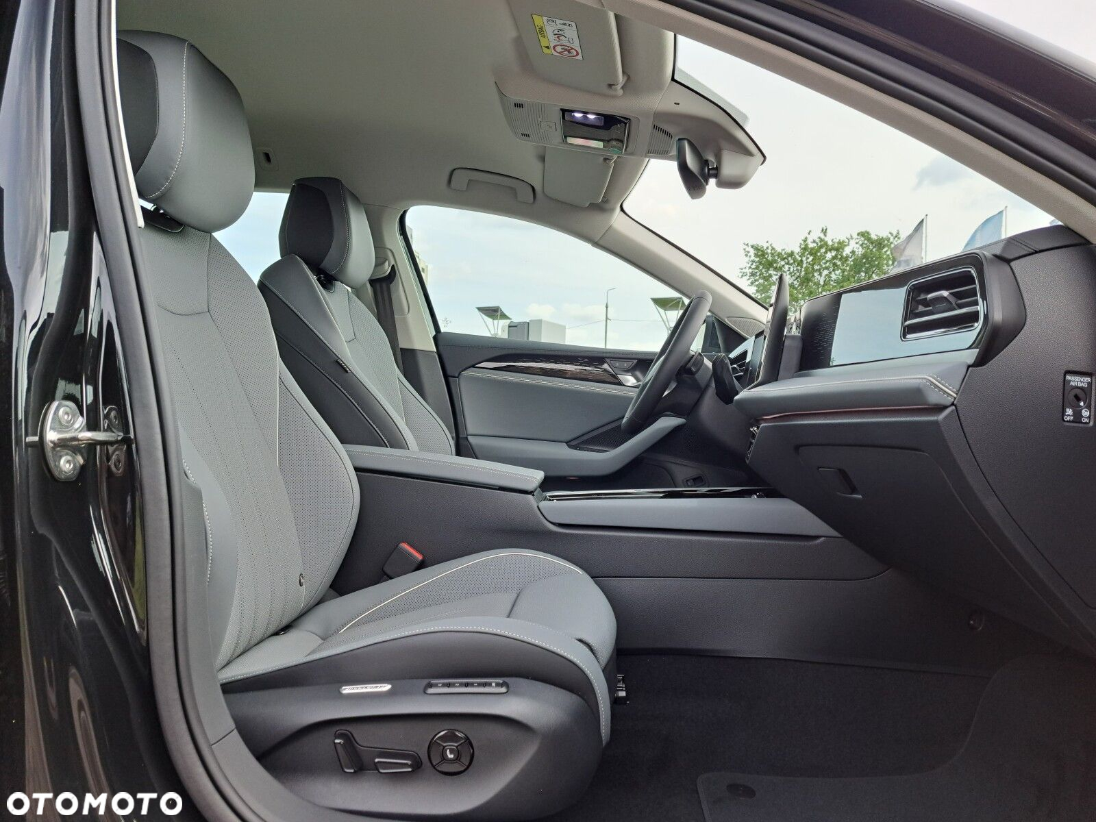 Volkswagen Passat 2.0 TDI EVO Elegance DSG - 16