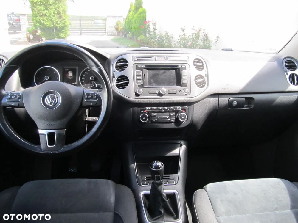 Volkswagen Tiguan 2.0 TDI 4Mot Perfectline R-Style - 14