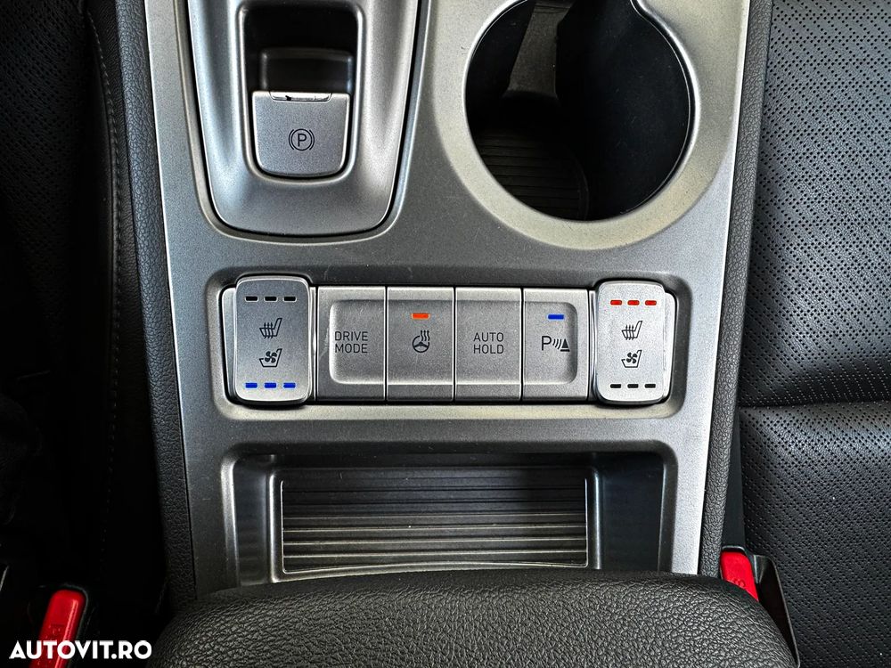 Hyundai KONA Premium - 14