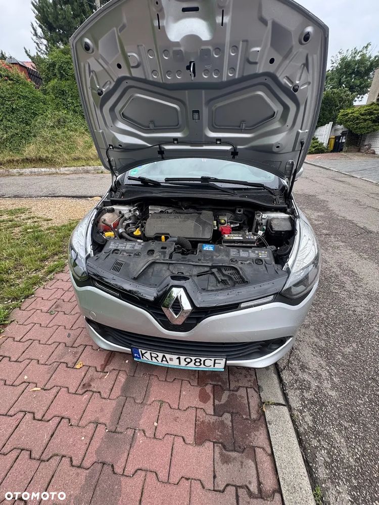 Renault Clio 1.2 16V Life - 15