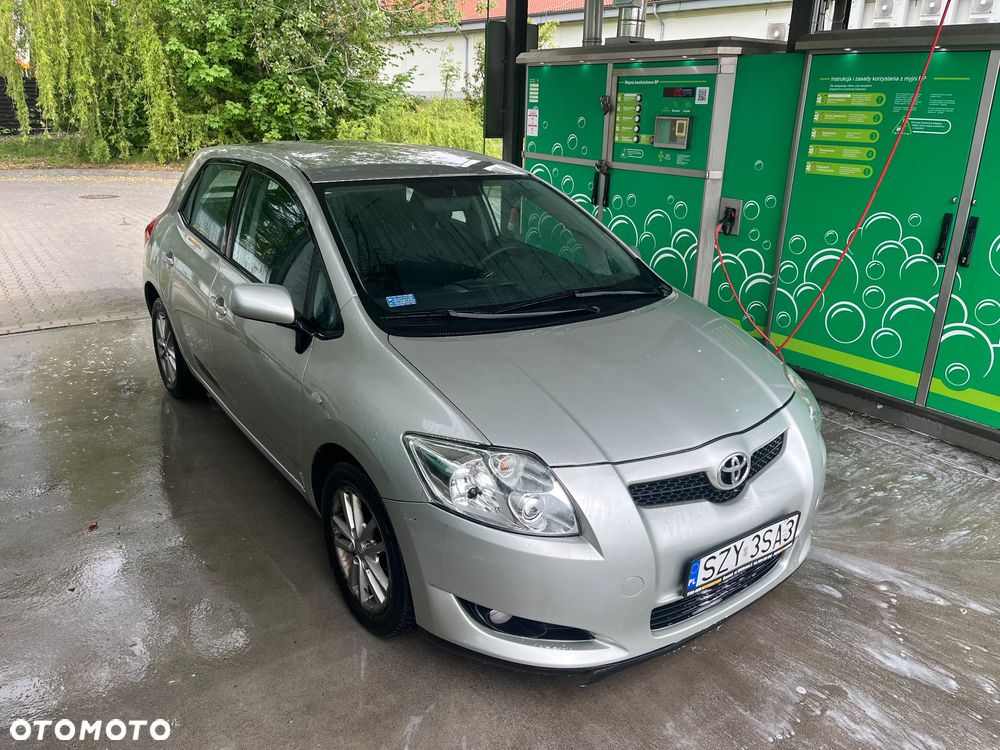 Toyota Auris 1.6 VVT-i Luna MM - 2