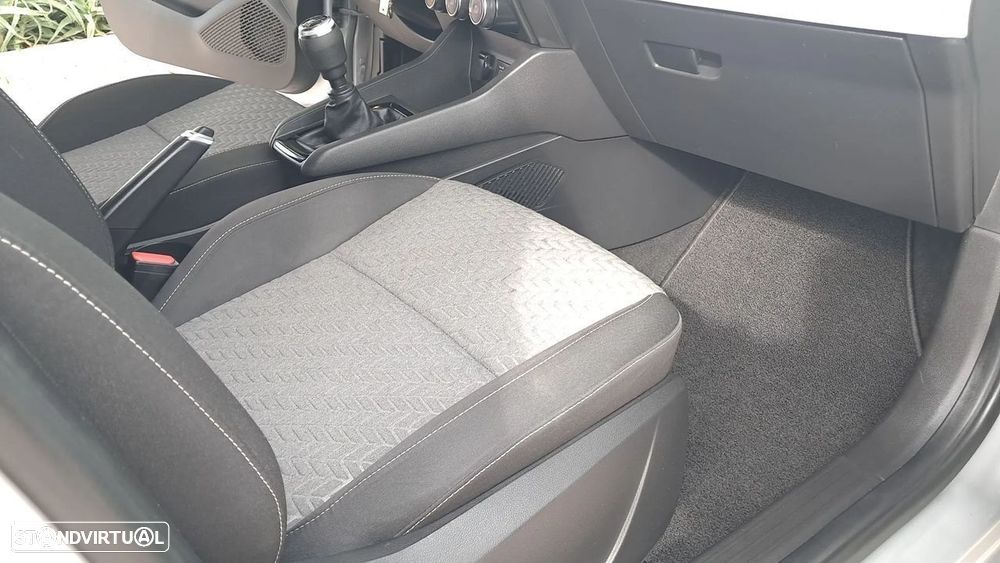 Renault Clio 1.0 TCe Evolution - 26