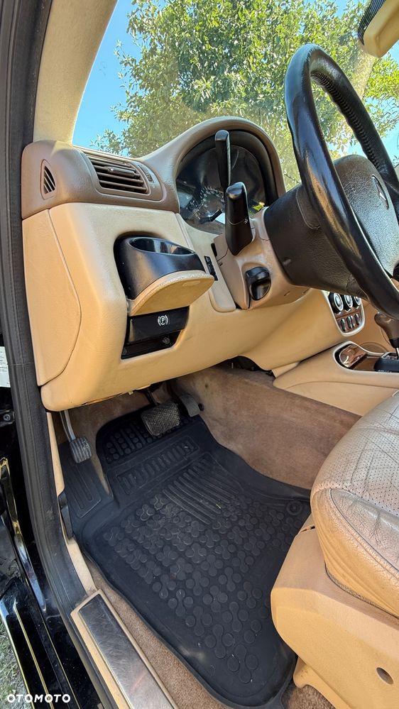 Mercedes-Benz ML - 16