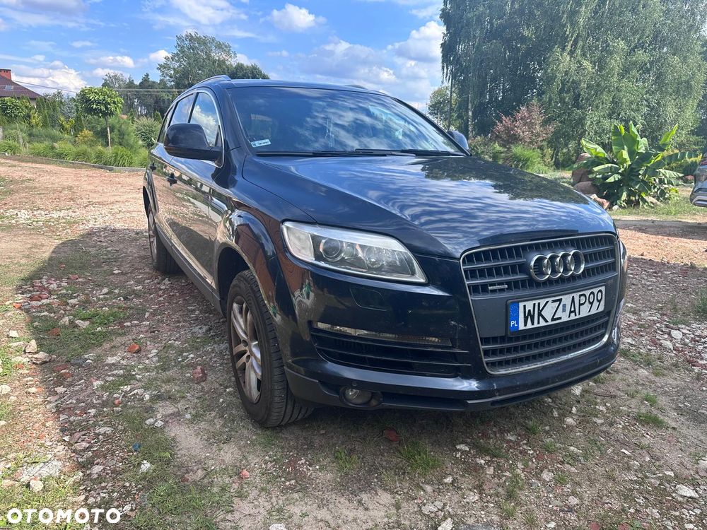 Audi Q7 - 1