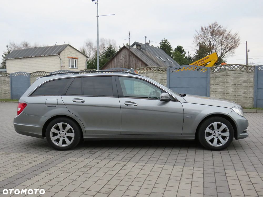 Mercedes-Benz Klasa C 200 CDI DPF BlueEFFICIENCY - 12