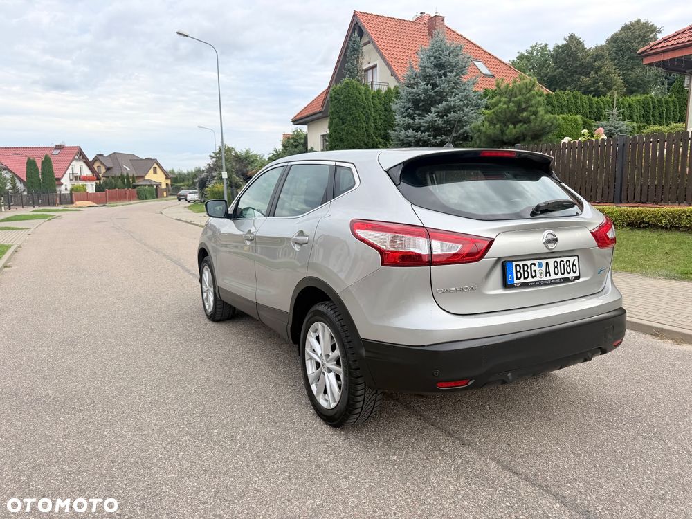 Nissan Qashqai - 4