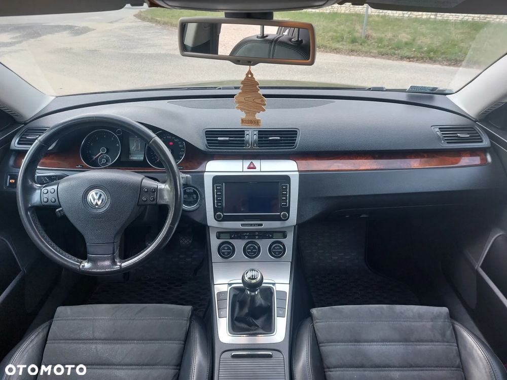 Volkswagen Passat 1.8 TSI Highline - 7