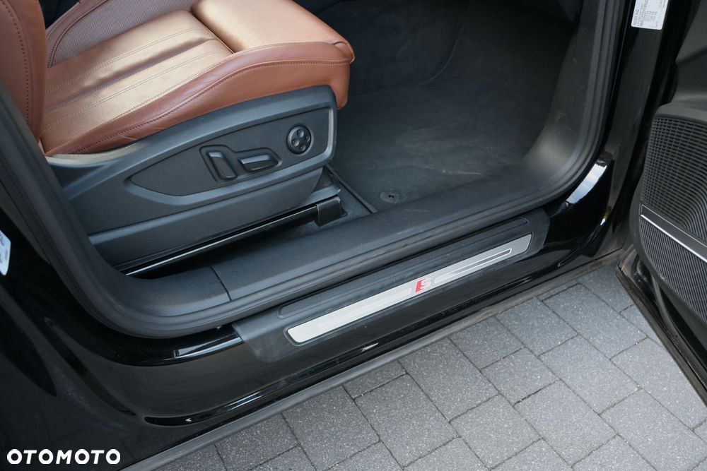Audi Q5 40 TDI quattro S tronic S line - 27