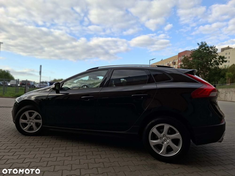 Volvo V40 Cross Country - 18