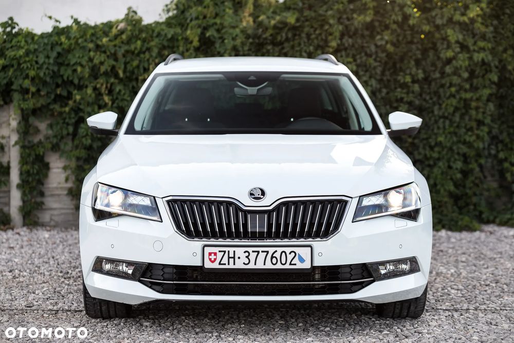 Skoda Superb 2.0 TDI 4x4 DSG Style - 4