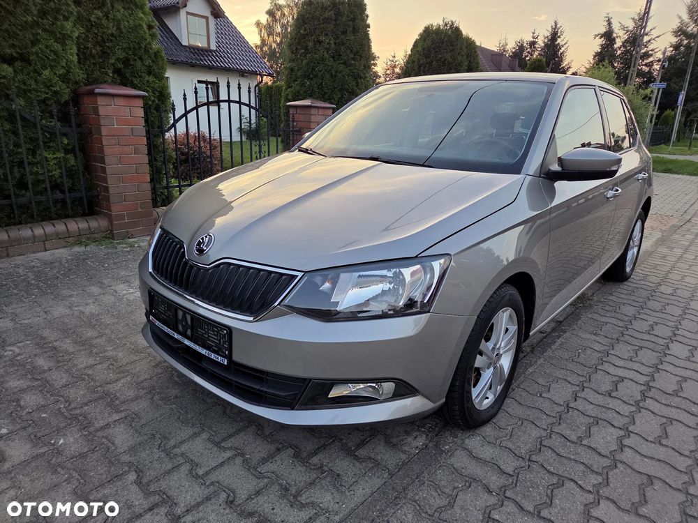 Skoda Fabia 1.2 TSI Active - 1