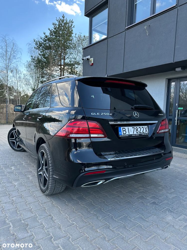 Mercedes-Benz GLE 250 d 4-Matic - 2