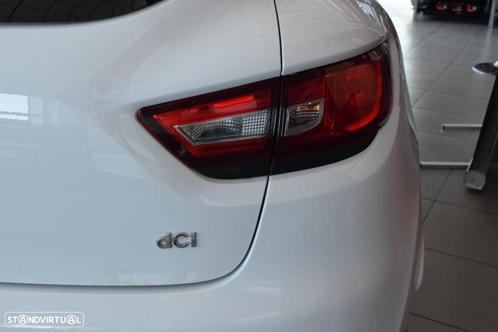 Renault Clio 1.5 dCi Confort - 23