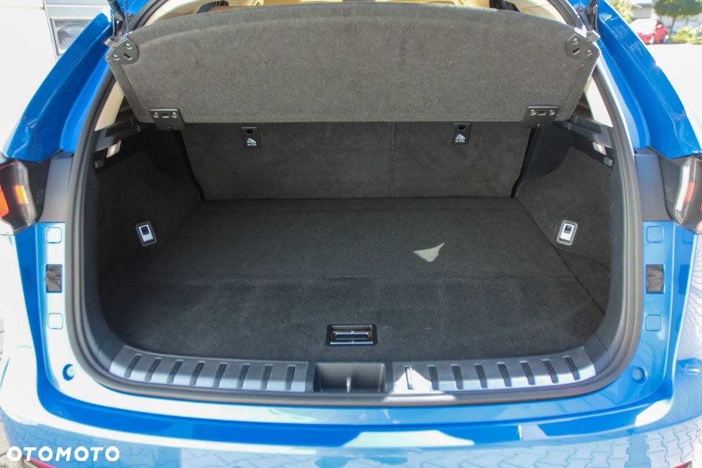 Lexus NX 300h Comfort AWD - 28