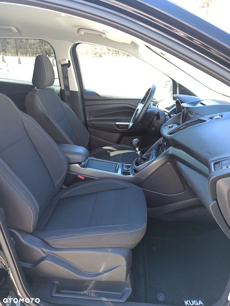 Ford Kuga - 19