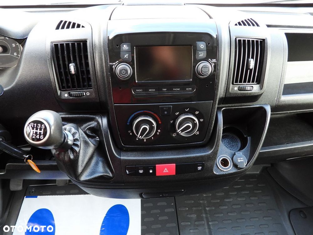 Citroën JUMPER KONTENER WINDA 8 PALET TEMPOMAT KLIMATYZACJA  165KM - 33