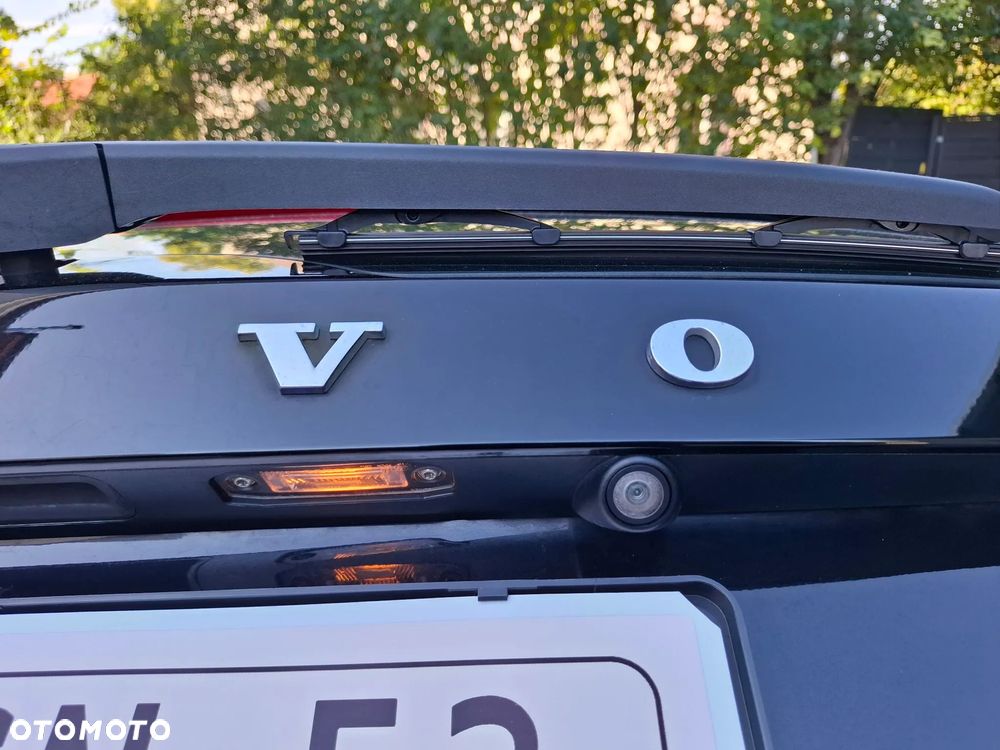 Volvo V60 D6 AWD Plug-in Hybrid R-Design Summum - 12