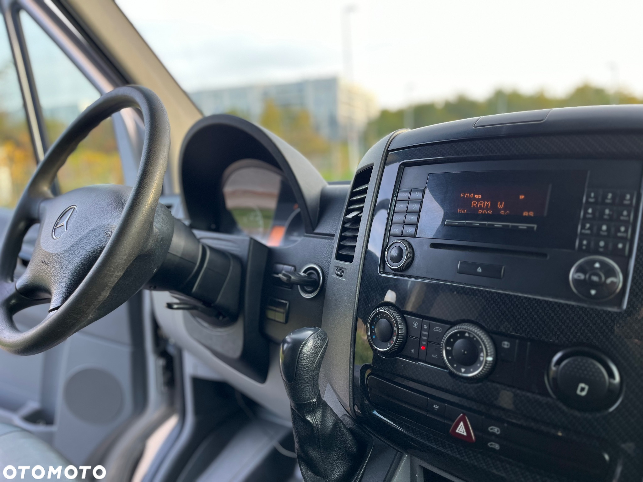 Mercedes-Benz Sprinter - 7