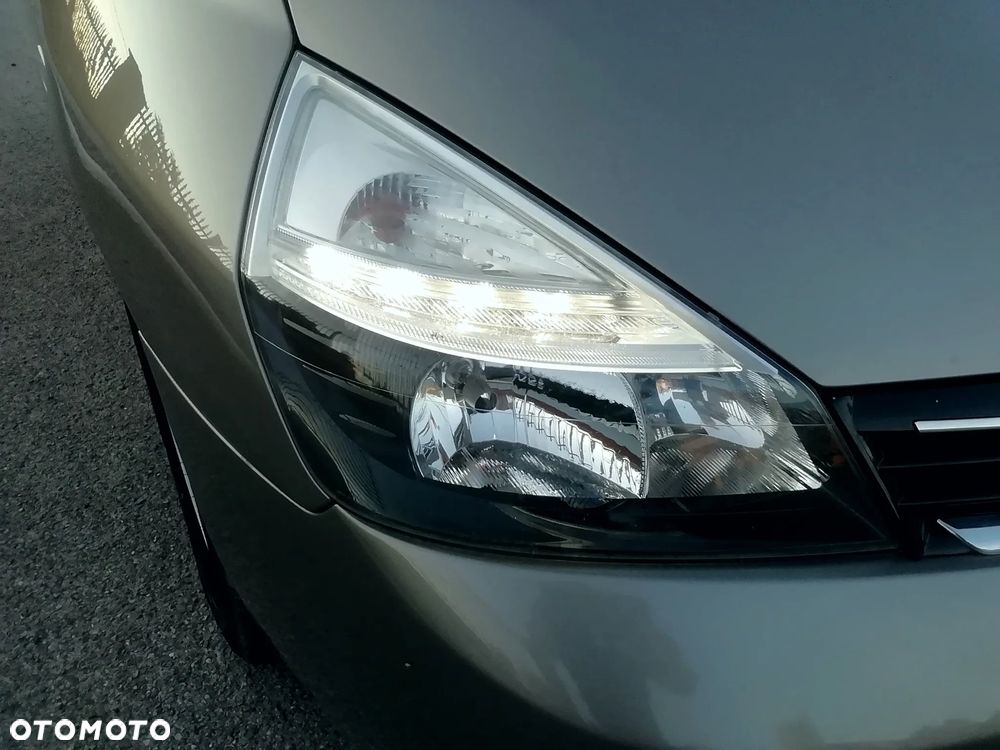 Renault Grand Espace 2.0 dCi FAP Privilege - 13