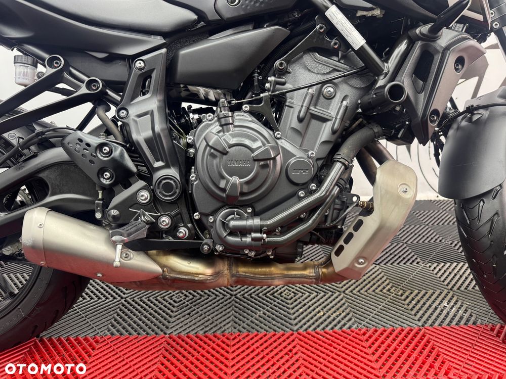 Yamaha MT - 32