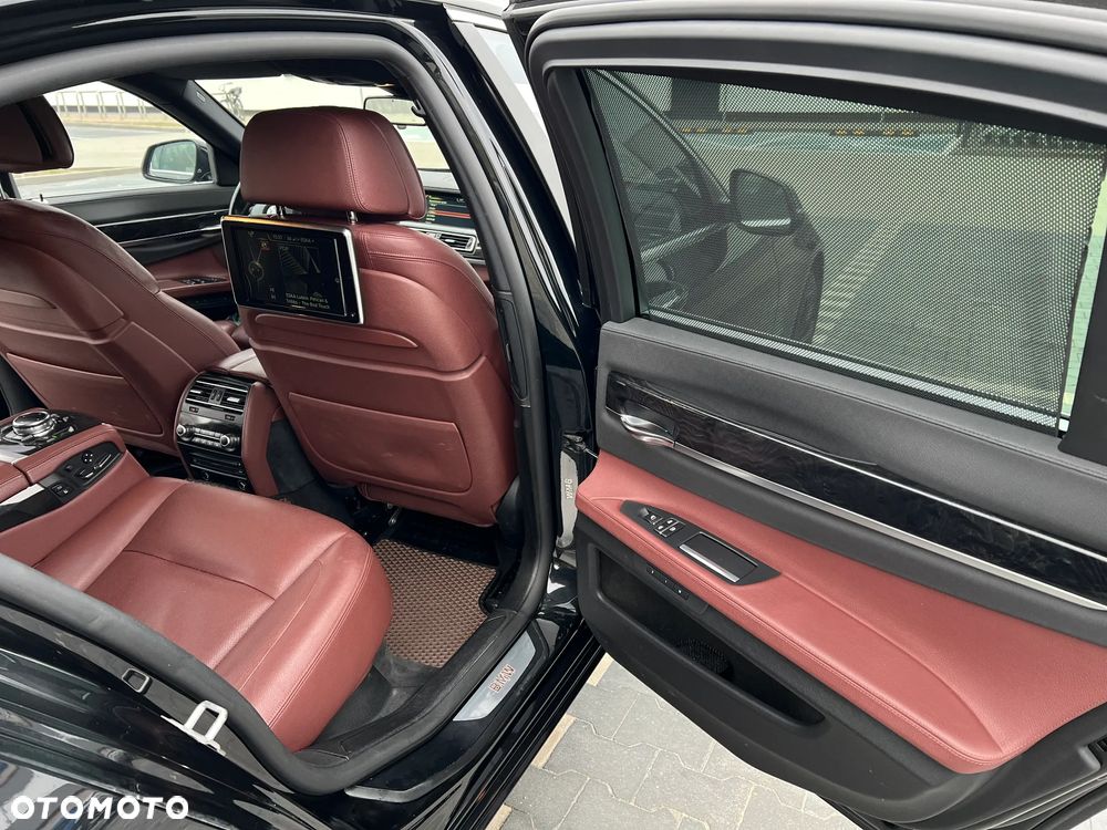 BMW Seria 7 730d xDrive - 9
