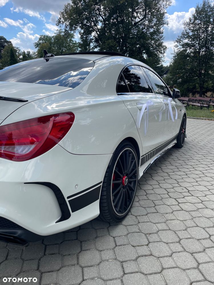 Mercedes-Benz CLA - 11