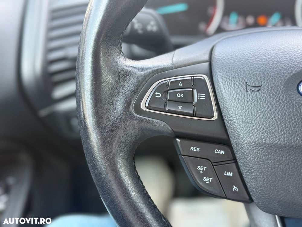 Ford EcoSport - 22