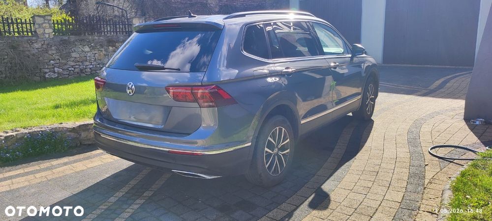Volkswagen Tiguan - 5