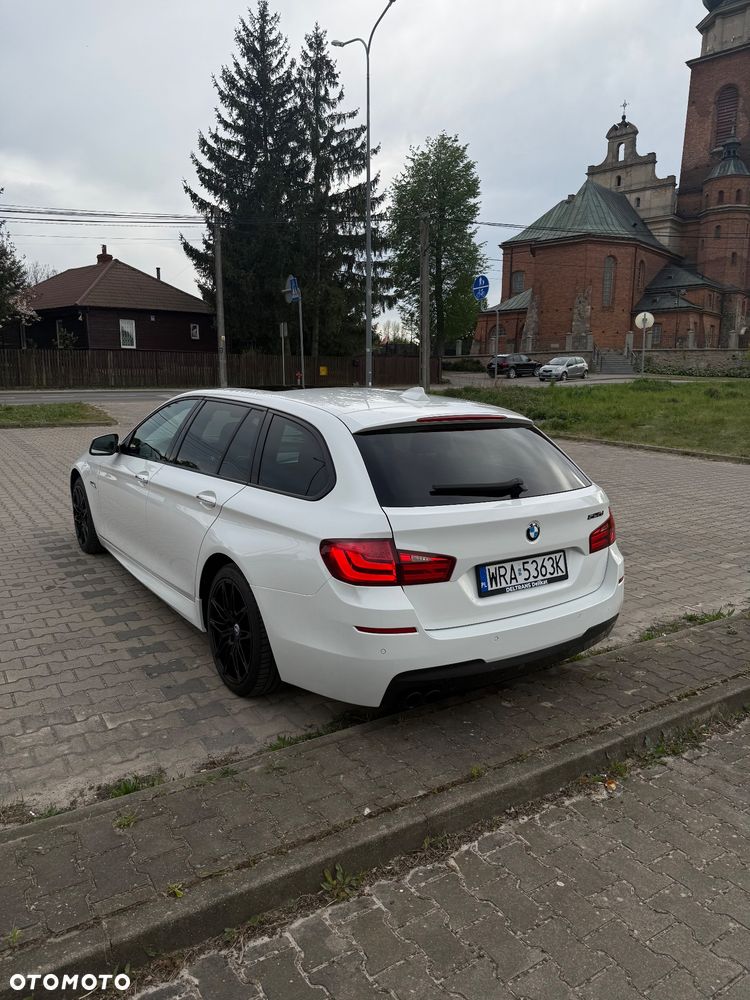 BMW Seria 5 525d - 5
