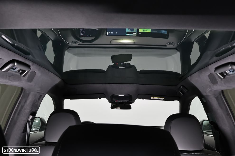 Xpeng G9 93.1 kWh AWD Performance - 16