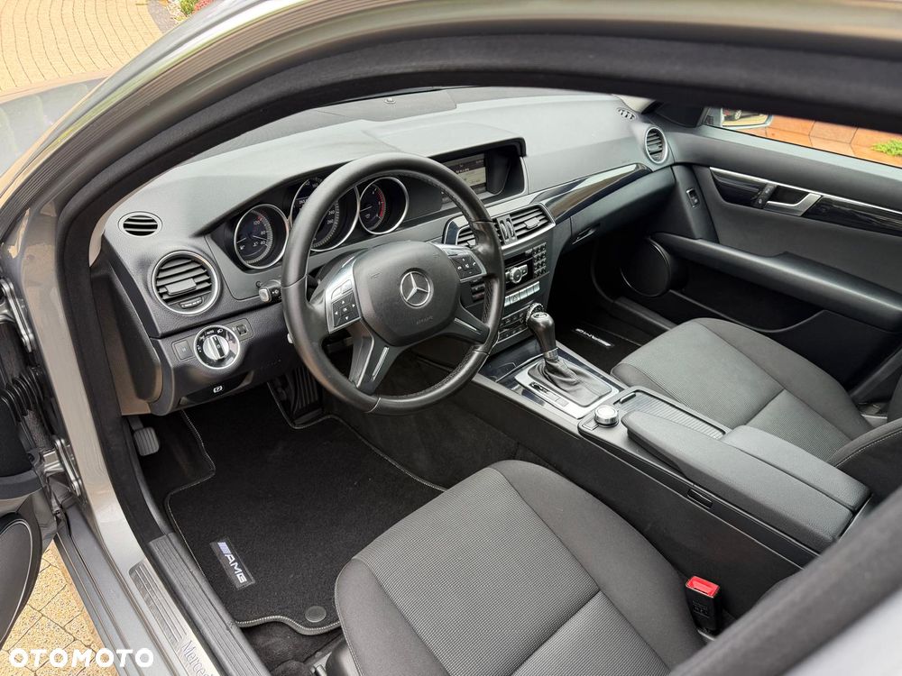 Mercedes-Benz C-Class 2013 photo 5