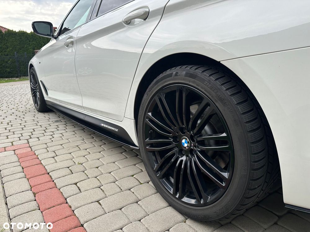 BMW Seria 5 520d xDrive M Sport Edition - 6