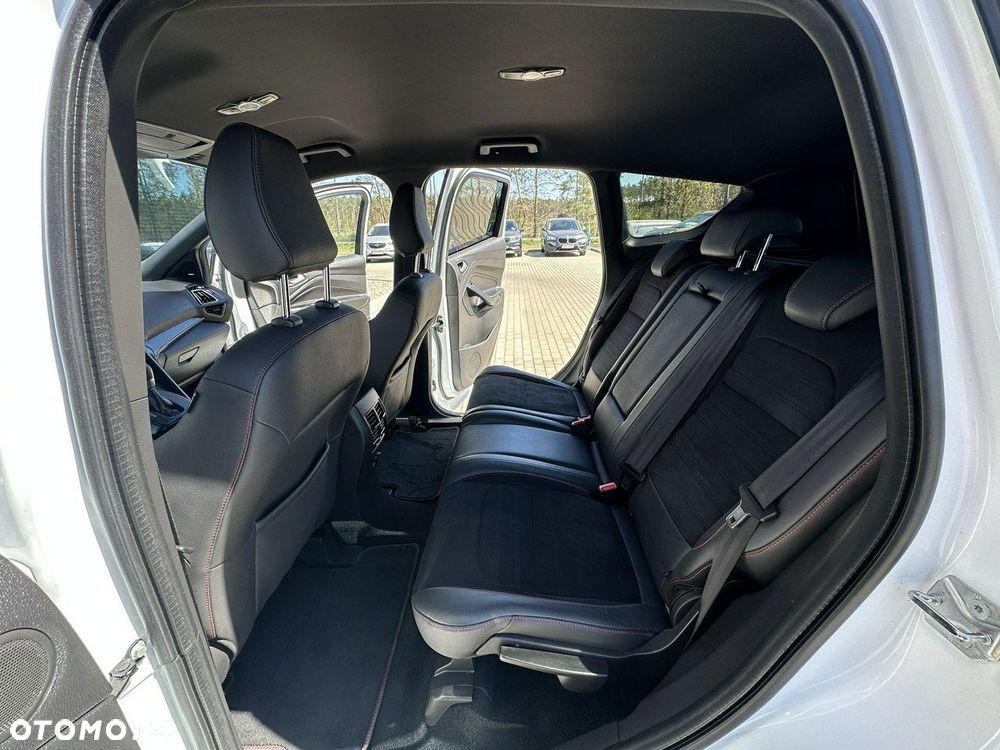 Ford Kuga 2.0 TDCi AWD ST-Line - 14